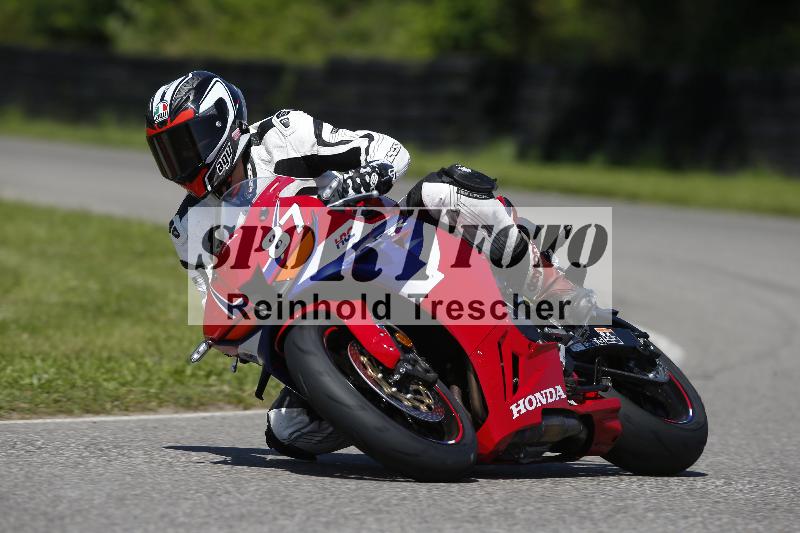 /Archiv-2024/29 12.06.2024 MOTO.CH Track Day ADR/Gruppe rot/87